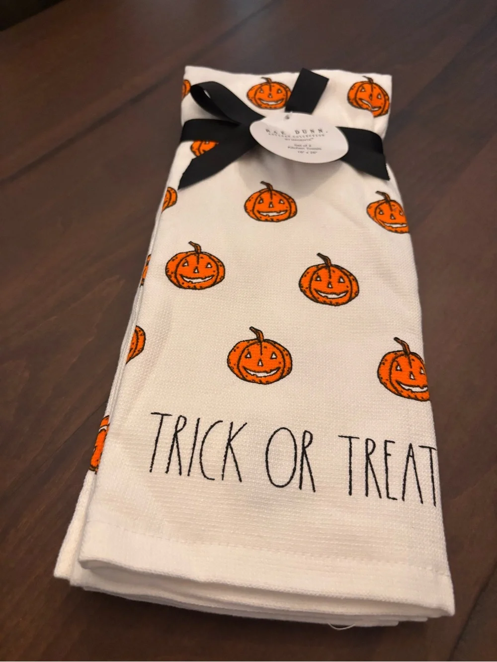 Rae Dunn Trick or Treat Pumpkin Kitchen Towel Set of 2 NWT
